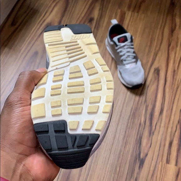 Nike Air Max Tavas Women Sneakers - Picture 8 of 9